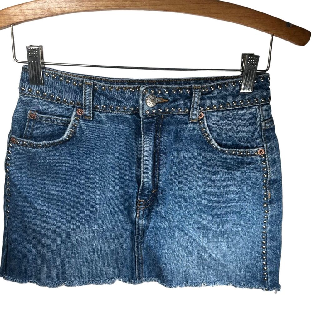 Moto Studded Denim Skirt (6)‎